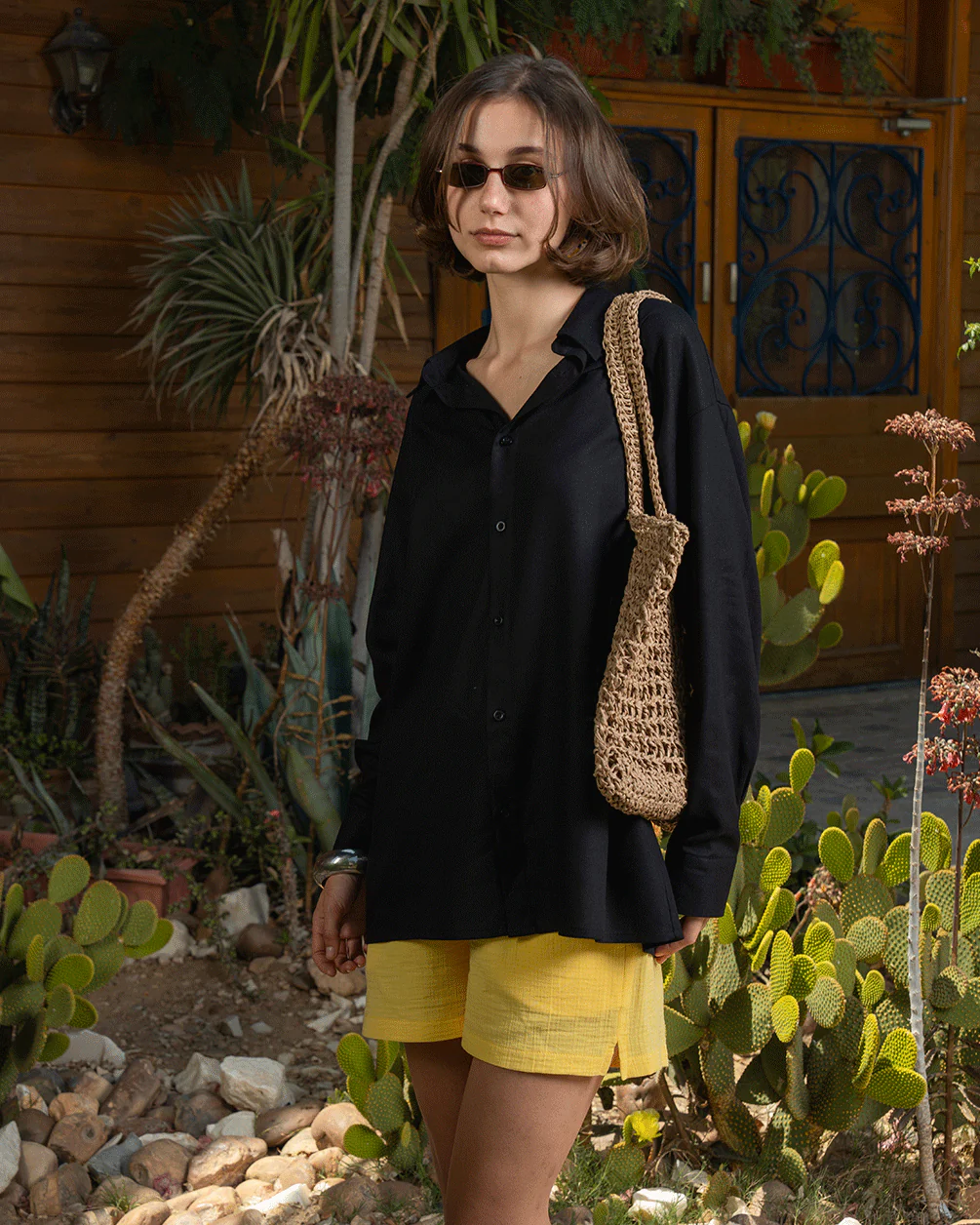 Black Boyfriend Linen Shirt - Image 3