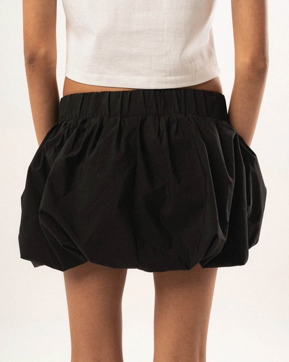 Black Mini Balloon Skirt - Image 3